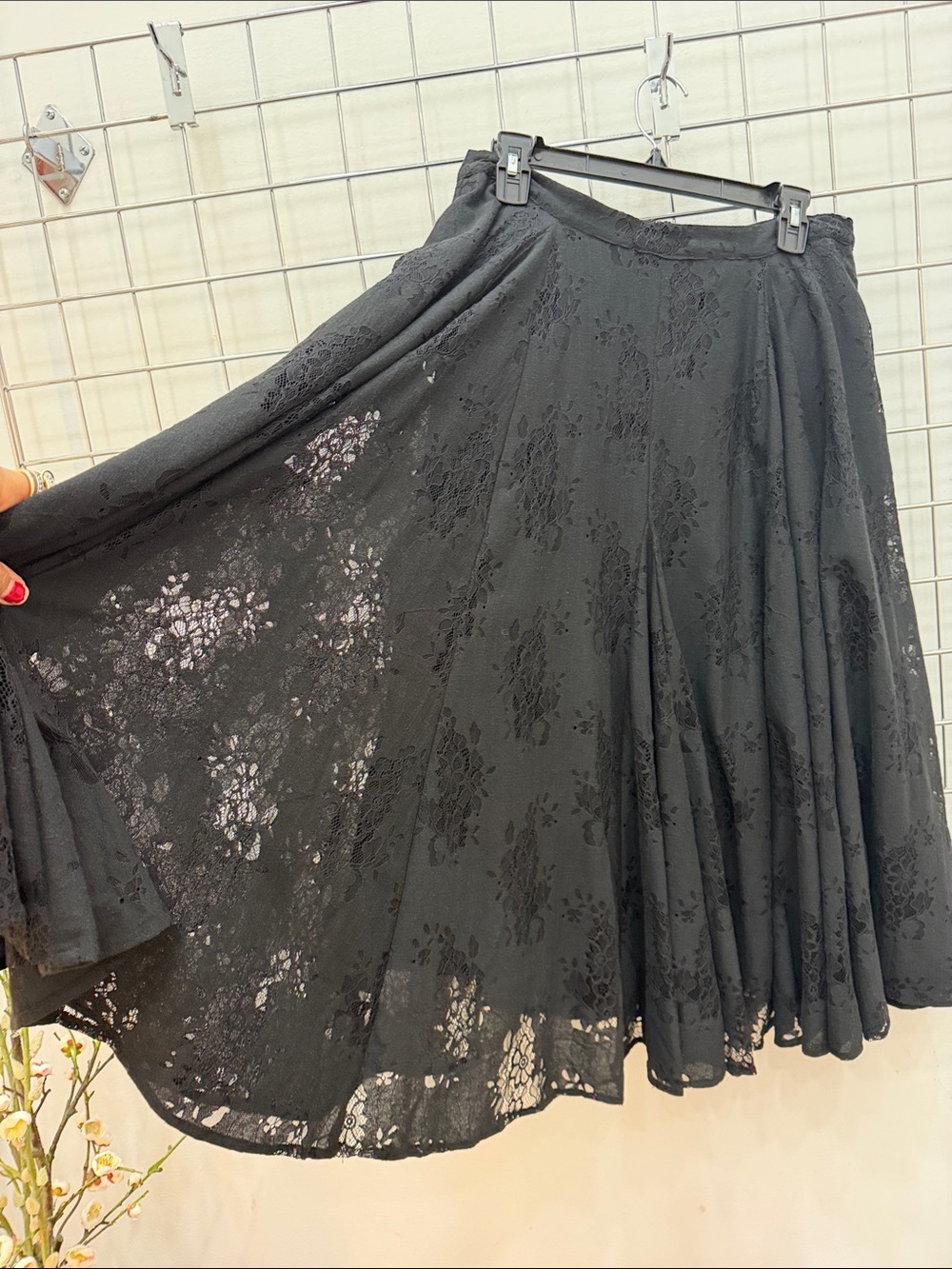 Avec Les Filles Black Floral Lace A-Line Skirt - Picture 2 of 7